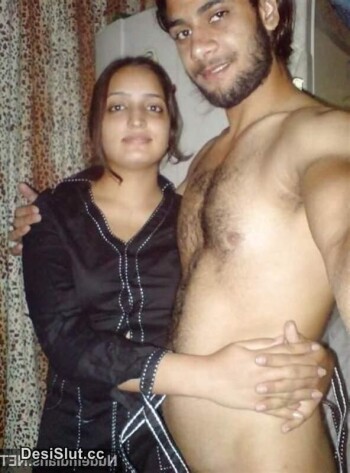 Hot Indian Muslim couple nude (9)