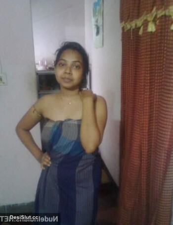 Indian wife nude sex and sexy selfie pics (25)