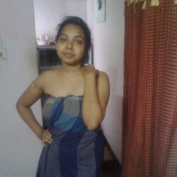 Indian-wife-nude-sex-and-sexy-selfie-pics-25