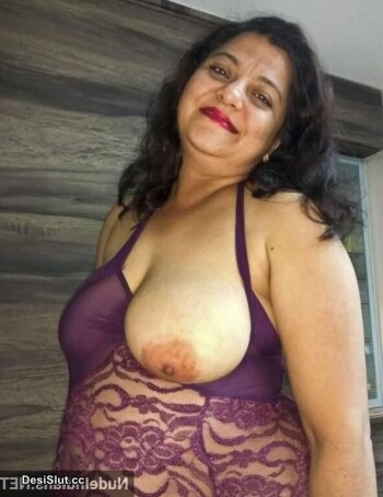 Indian wife nude sex and sexy selfie pics (52)