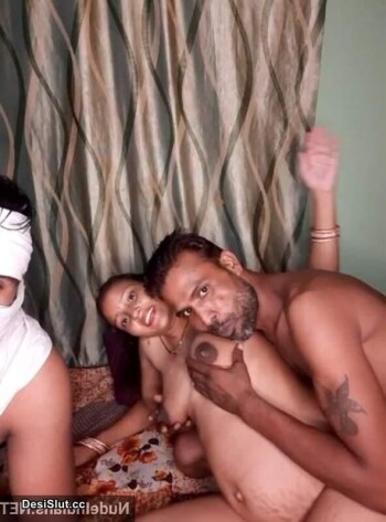 Indian wife nude sex and sexy selfie pics (53)