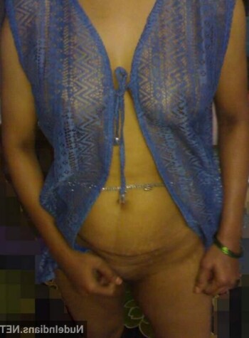 mature-tamil-aunty-photo-nude-big-ass-boobs-28.jpg