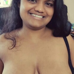 mature-tamil-aunty-photo-nude-big-ass-boobs-41