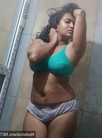 mallu-sex-nude-photos-nude-wife-and-girls-33.jpg