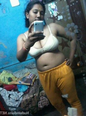 mallu-sex-nude-photos-nude-wife-and-girls-49.jpg