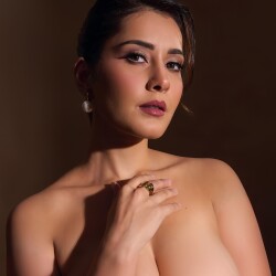 Raashi-Khanna-5