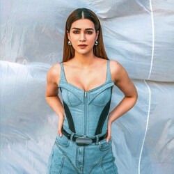Kriti-sanon-35f0e86ee208e7ac3