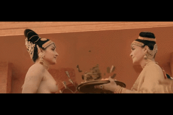 Bollywood-Actresses-Fake-Nude-gif-5.gif