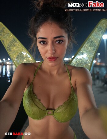 Ananya-Pandey-6.jpg