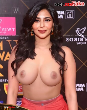 Aishwarya_Lekshmi.jpg