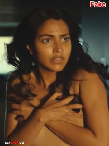 Amala_Paul_7.jpg