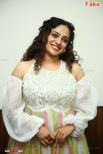 Nithya_Menon_17.jpg