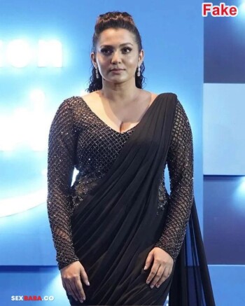 Parvathy_Thiruvothu_4.jpg