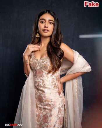 Priya_Varrier_29.jpg
