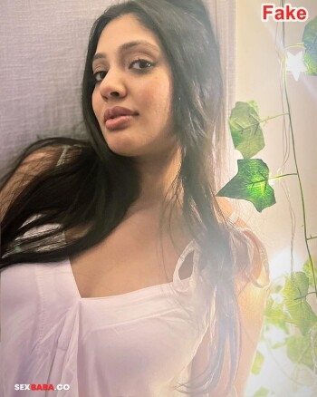 Veena-Nandakumar-1.jpg