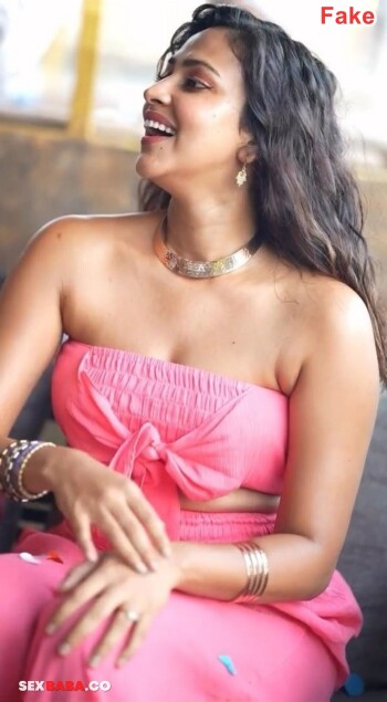 Amala_Paul_5.jpg