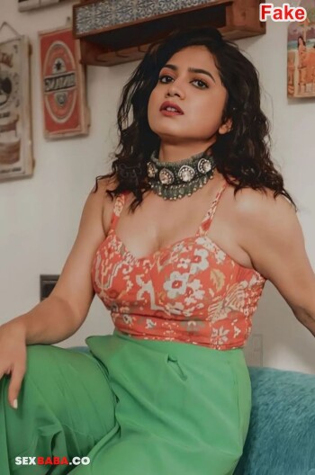 Anarkali_Marikar_2.jpg
