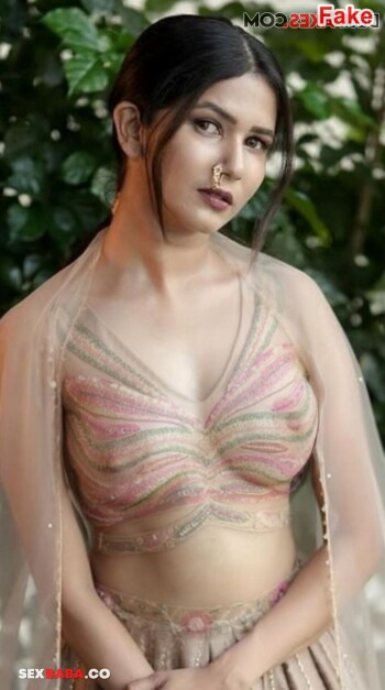 Juhi_Rustagi_4.jpg