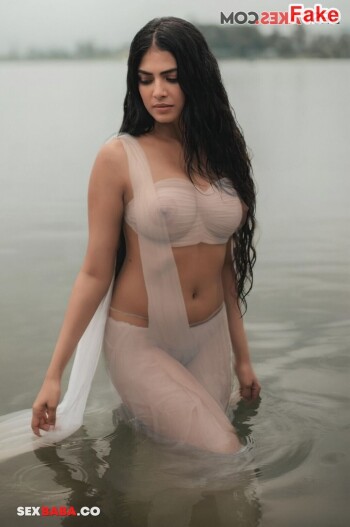 Malavika_Mohanan_10.jpg
