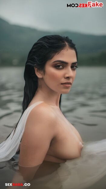 Malavika_Mohanan_21.jpg