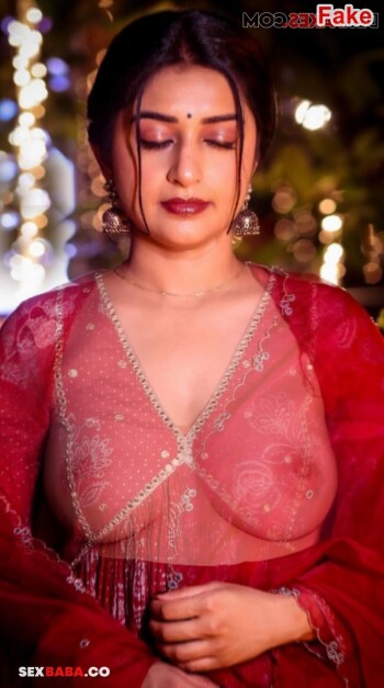 Meera_Jasmine_4.jpg