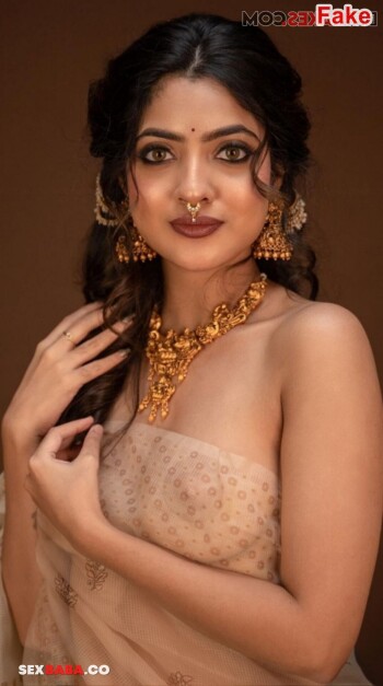 Nandana_Varma_13.jpg