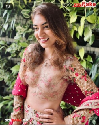 Nazriya_4.jpg