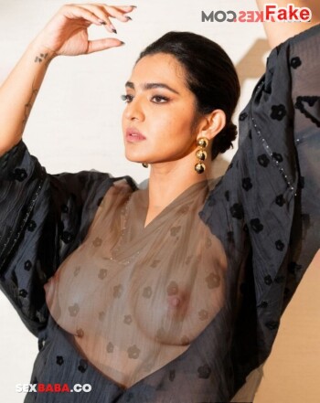 Parvathy_Thiruvothu_1.jpg