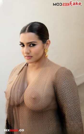 Parvathy_Thiruvothu_11.jpg