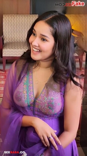 Anikha_Surendran_1.jpg