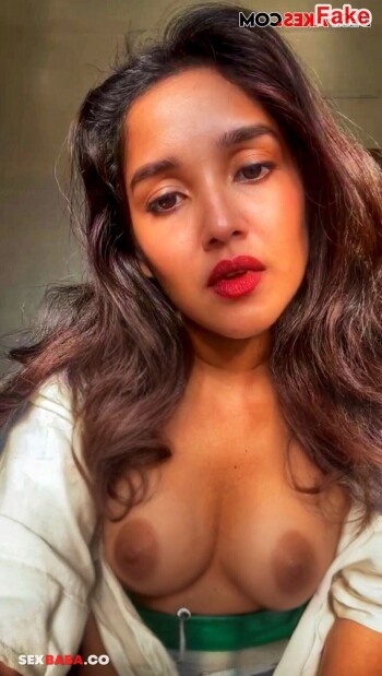 Anikha_Surendran_17.jpg