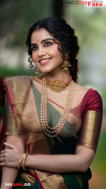 Anupama_Parameswaran_19.jpg