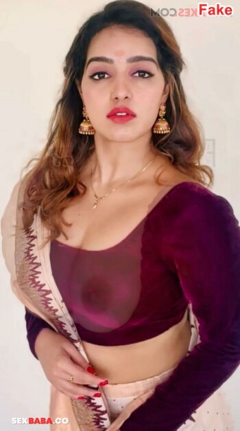 Malavika_Menon_13.jpg