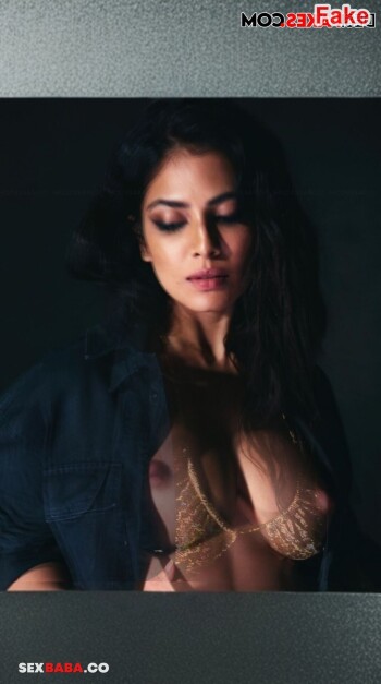 Malavika_Mohanan_4.jpg