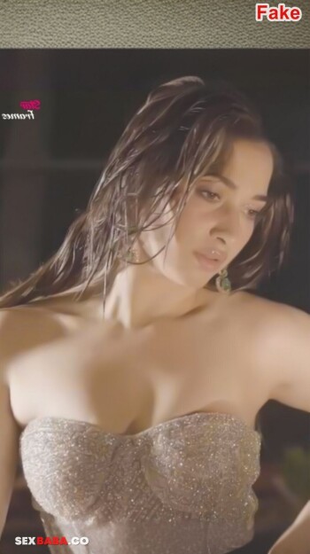 Tamannaah_Bhatia_35.jpg