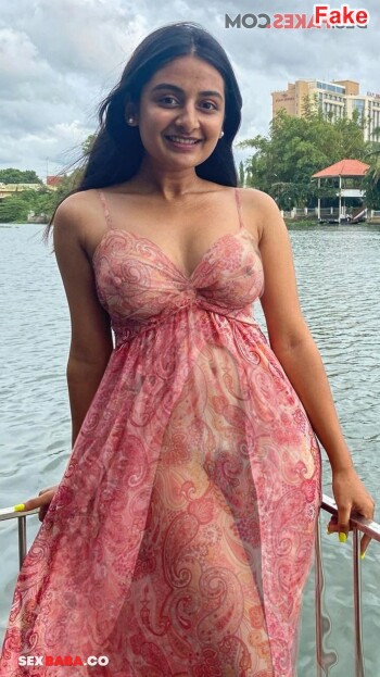 Esther_Anil_37_x.jpg