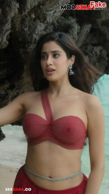 Janhvi_Kapoor_13_x.jpg