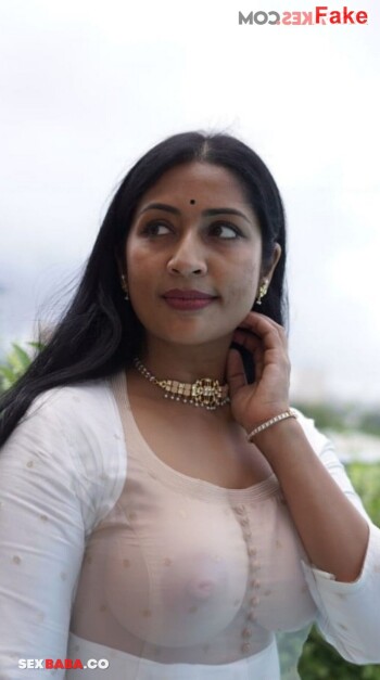 Navya_Nair_4.jpg
