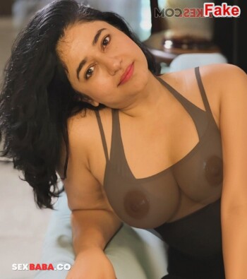 Poonam_Bajwa_1.jpg