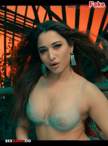 Tamannaah_Bhatia_4.jpg