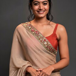 Rashmika_Mandanna_Photoshoot_in_Saree-1