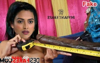Amala_ke_chut_me_12_inch_ka_anaconda_x.jpg